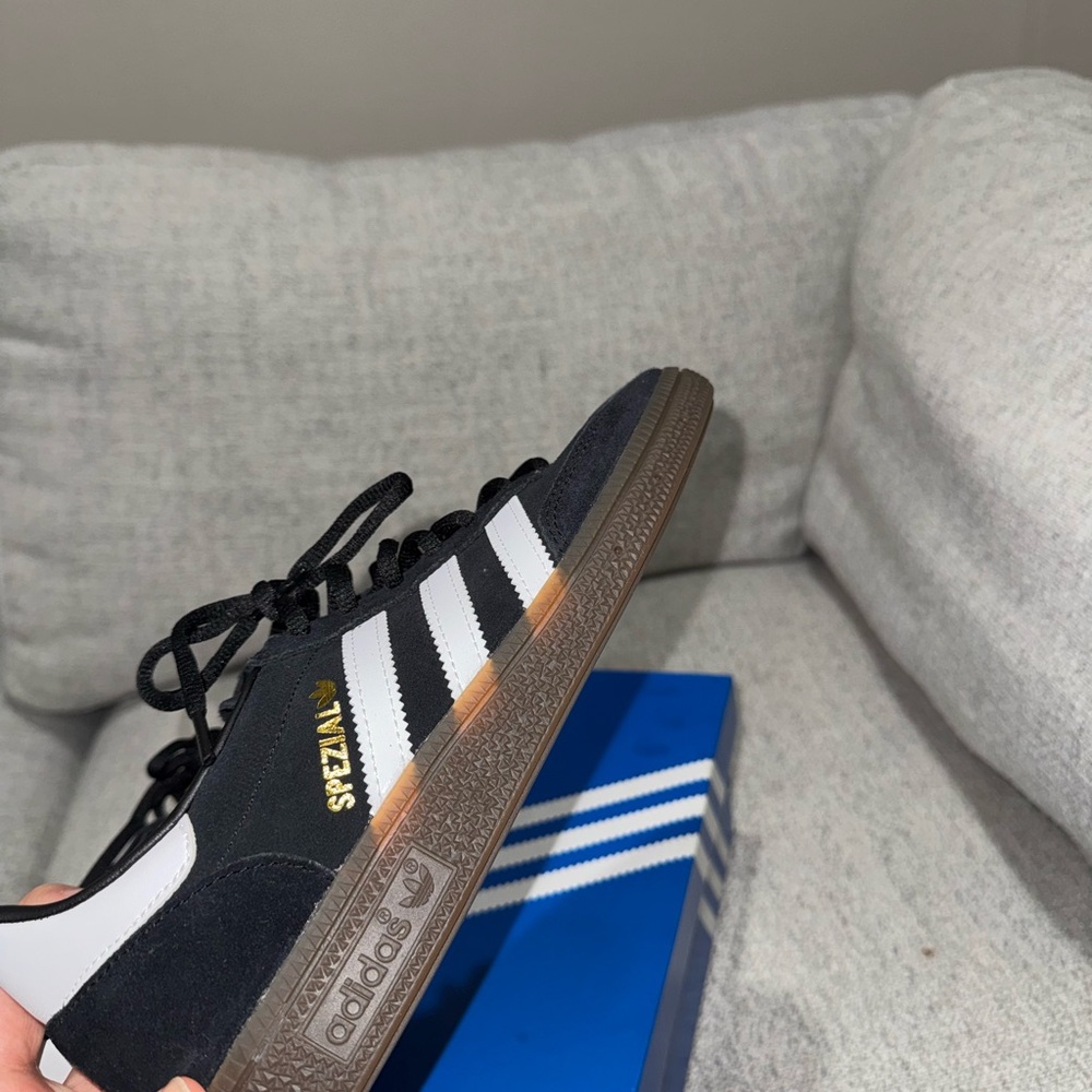 Adidas Classic Black handball spezial sneakers - Picture 3 of 11
